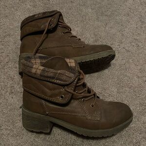 Brown boots
